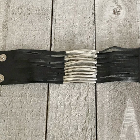 BLACK LEATHER & SILVER BAR WIDE CUFF BRACELET - Picture 3 of 5